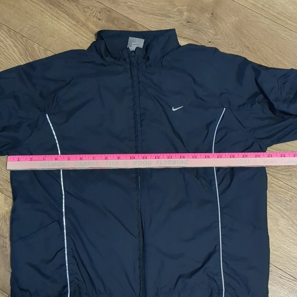 Vintage Nike navy blue Windbreaker kids Jacket  size Medium 8-10